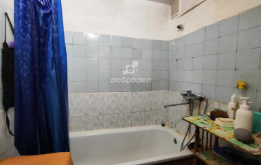 Екатеринбург, ул. 40-летия Комсомола,32/1