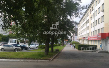 Екатеринбург, пр-кт. Космонавтов,56