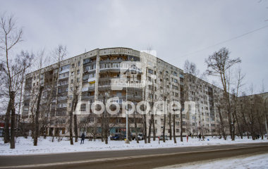 Екатеринбург, ул. Бахчиванджи,12