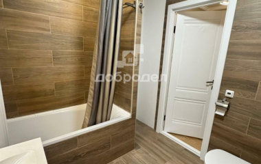 Екатеринбург, мкр. Светлый,1