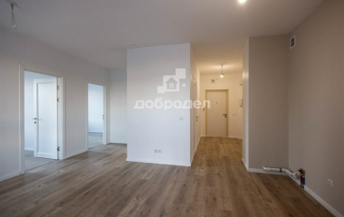 Екатеринбург, б-р. Новосинарский,3
