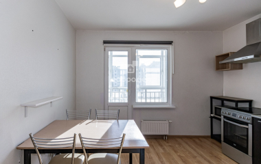 Екатеринбург, ул. Рассветная,8/1