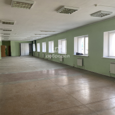 560.00 м² | 2 - 3 эт. 00