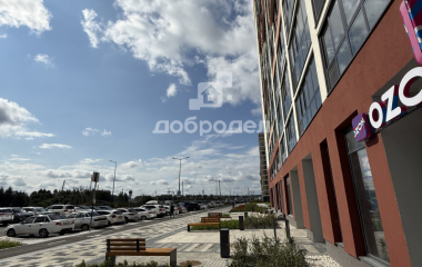 Екатеринбург, ул. Зои Пушкаревой,6