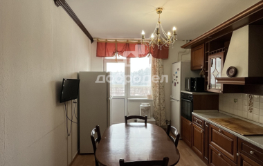 Екатеринбург, ул. Анатолия Муранова,18