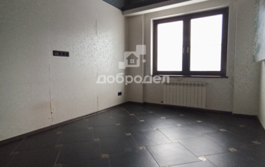 Екатеринбург, ул. Краснолесья,117