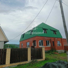 Дом | 150.00 м² 01