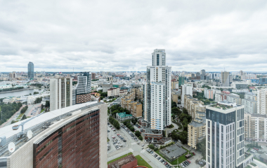 Екатеринбург, ул. Бориса Ельцина,6
