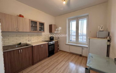 Екатеринбург, ул. Лучистая,2