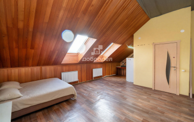 Екатеринбург, ул. Очеретина,8