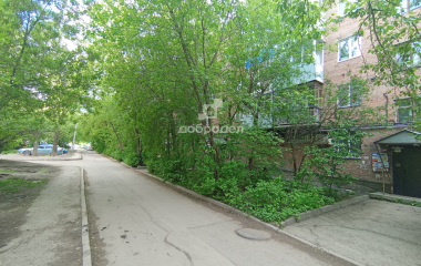 Екатеринбург, пр-кт. Космонавтов,72