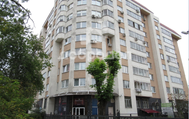 Екатеринбург, ул. Красных командиров,16