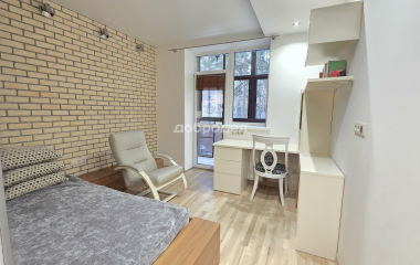 Екатеринбург, ул. Адмирала Ушакова,4