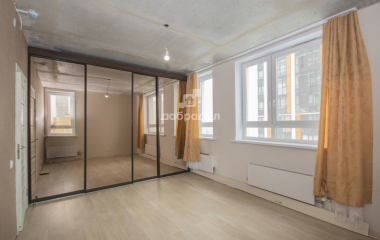 Екатеринбург, ул. Николая Островского,2/2