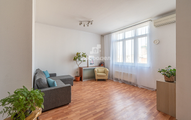 Екатеринбург, ул. Белинского,180