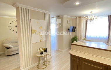 Екатеринбург, ул. Старых Большевиков,3в 