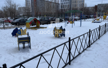 Екатеринбург, ул. Крауля,93