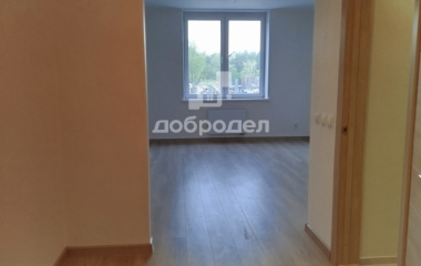 Екатеринбург, ул. Крестинского,2