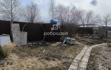 Среднеуральск, проезд. Полевой