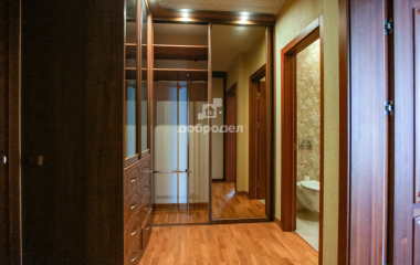 Екатеринбург, ул. Юмашева,15