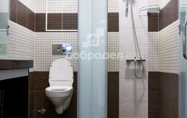 Екатеринбург, ул. Юмашева,11