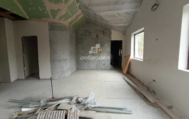 Екатеринбург, Рассоха ЮГ ул. Светлая 4