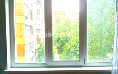 Екатеринбург, б-р. Сиреневый,17