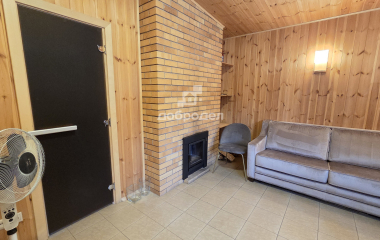 Екатеринбург, ул. Адмирала Ушакова,4