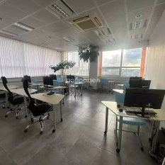 284.00 м² | 8 - 9 эт. 30