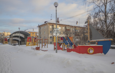 Екатеринбург, ул. Индустрии,104