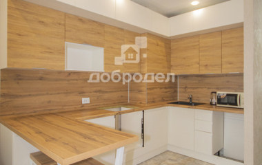 Екатеринбург, ул. Николая Островского,2/2