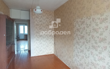Екатеринбург, пр-кт. Космонавтов,72