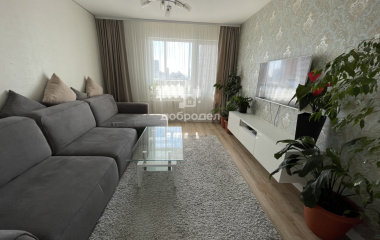 Екатеринбург, ул. Краснолесья,74