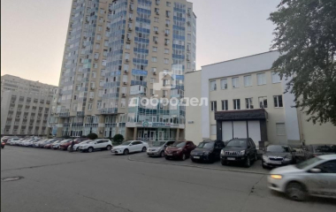 Екатеринбург, ул. Шарташская,13