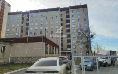 Екатеринбург, ул. 40-летия Комсомола,32/1