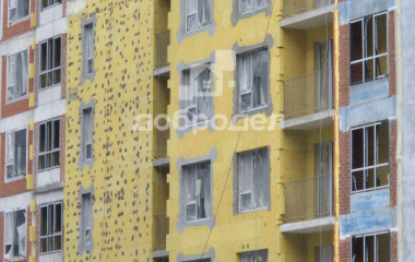 Екатеринбург, ул. Крауля/Лоцмановых/Юрия Исламова, Русь XXI