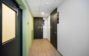 Екатеринбург, ул. Хрустальногорская,93