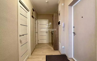 Екатеринбург, ул. Хрустальногорская,87