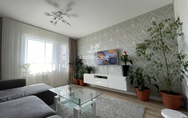 Екатеринбург, ул. Краснолесья,74