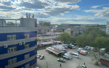 Екатеринбург, ул. Парниковая,1