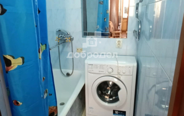 Екатеринбург, ул. Пальмиро Тольятти,24а