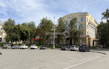 Екатеринбург, ул. Старых Большевиков,18