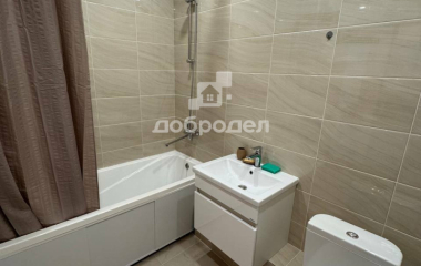 Екатеринбург, ул. Академика Ландау,32