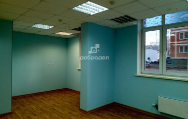 Екатеринбург, ул. Кишиневская,33
