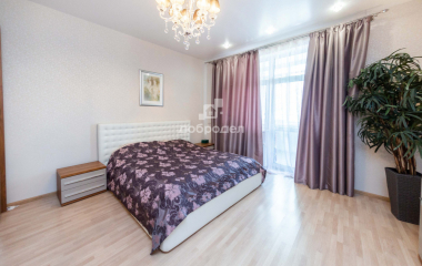 Екатеринбург, ул. Николая Никонова,8