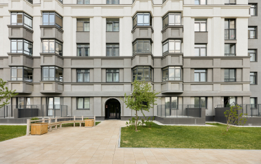 Екатеринбург, ул Бакинских комиссаров, 6