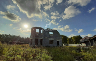 Екатеринбург,  п.Габиевский, КП Заповедник парк Соболь, д. 13