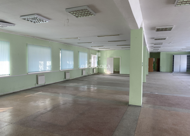 560.00 м² | 2 - 3 эт.