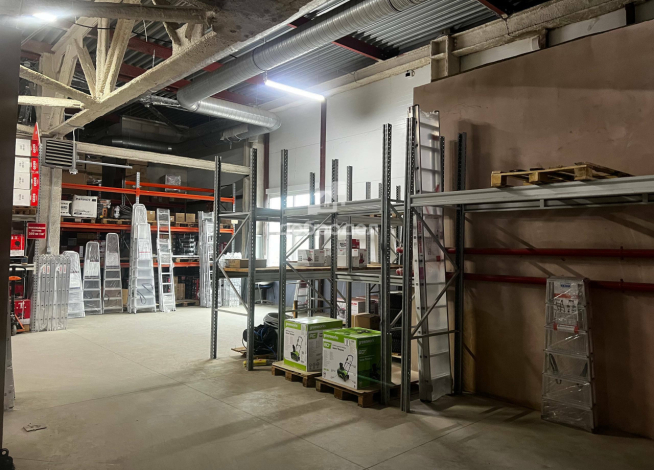 1000.00 м² | 2 - 2 эт.