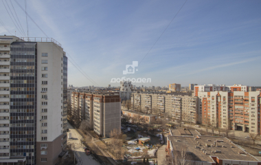 Екатеринбург, ул. Красных командиров,25